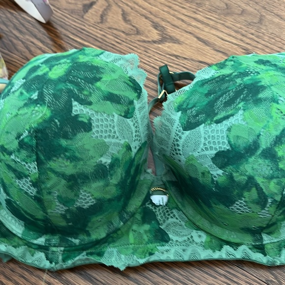 Aerie bra Real Power Plunge Plongeant 38D (set of 2) - Picture 5 of 8